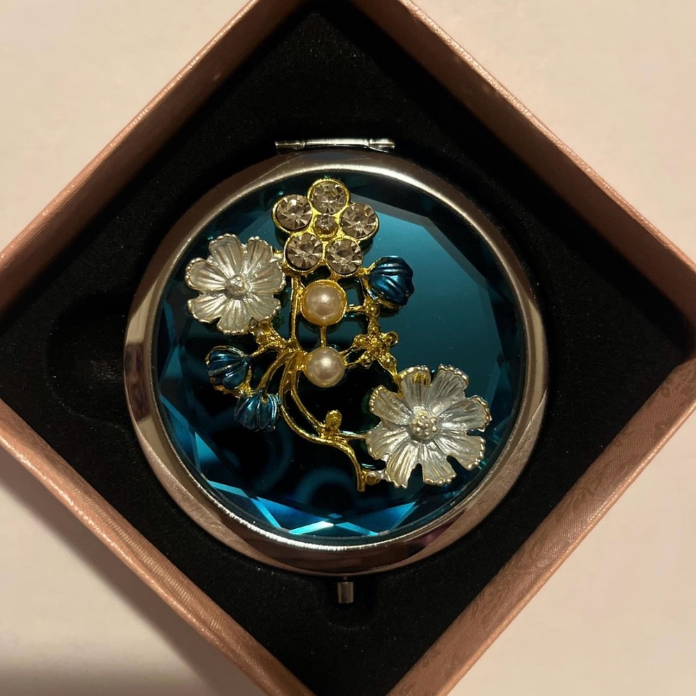 Compact Mirror double mirror